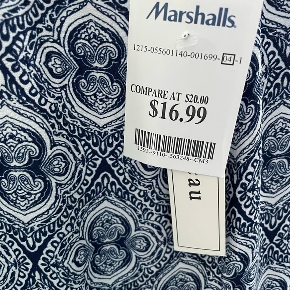 NWT Lightweight, lined dress - Picture 5 of 9